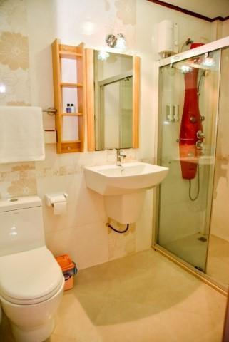 Crystal Crown Hotel Хулхумале Екстериор снимка